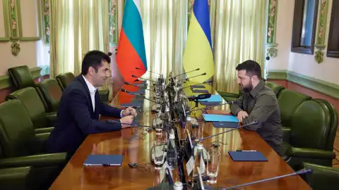 Премьер-министр Болгарии Кирилл Петков и Владимир Зеленский. Фото:  Офис Президента