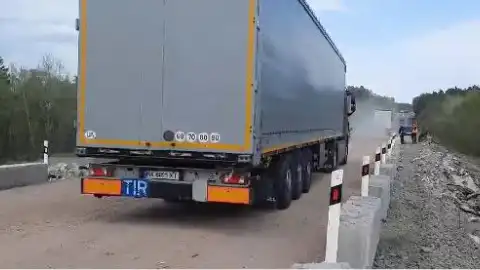 На Варшавській трасі відновили рух між Києвом і Житомиром