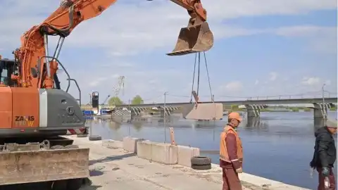 Для проїзду через річку Снов на Чернігівщині відкрили тимчасовий міст – Тимошенко