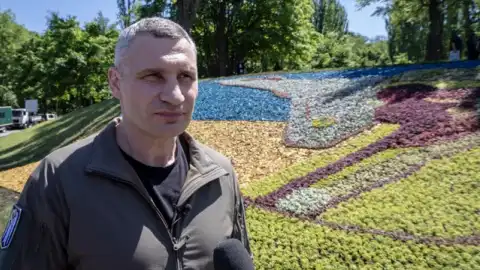 Столичная инсталляция из цветов "Призрак Киева" попала в реестр рекордов Украины, - Кличко