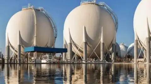 Поставщики сжиженного газа с помощью "Укрзалізниці" восстановили половину объема довоенного рынка, - СМИ