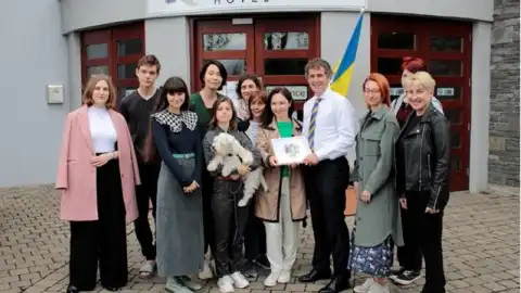 Голова Сенату Ірландії Марк Дейлі відвідав Українців, що проживають в Кіларні