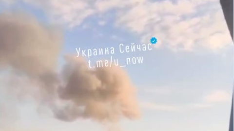 После ракетного удара по Киеву под завалами жилого дома находятся люди