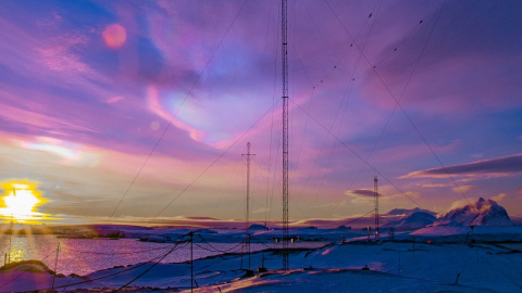 Перламутровые облака. Фото: facebook.com/AntarcticCenter