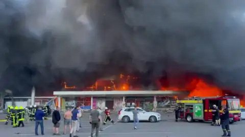 ТЦ Кременчуга. Фото: t.me/V_Zelenskiy_official