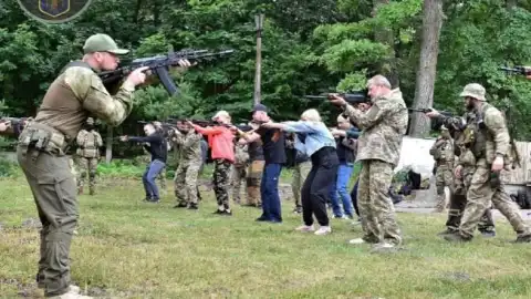 Департамент муниципальной безопасности КГГА начинает серию военных учений для всех желающих