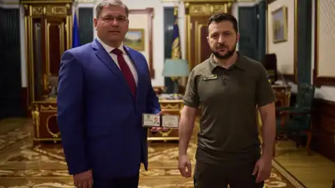 Zelenskyy Appoints Oschadbank Branch Head Zaparaniuk As Chernivtsi Regional State Administration Head