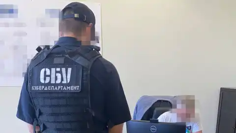 Следственные действия в Госпродпотребслужбе. Фото: СБУ