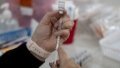 A medical staff member prepares a dose of COVID-19 vaccine at a vaccine clinic in San Antonio, Texas, the United States. Photo by Nick Wagner/Xinhua.