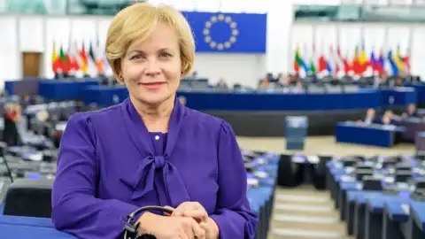 Депутат Европарламента заявила, что исключения из санкций лишь усилят шантаж и давление РФ