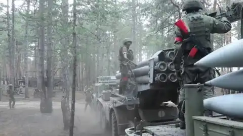 Russian Troops Retreating From Vovchansk, Population Evacuated