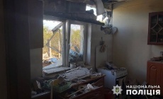 Наслідки обстрілів в Донецькій області. Фото: Нацполіція