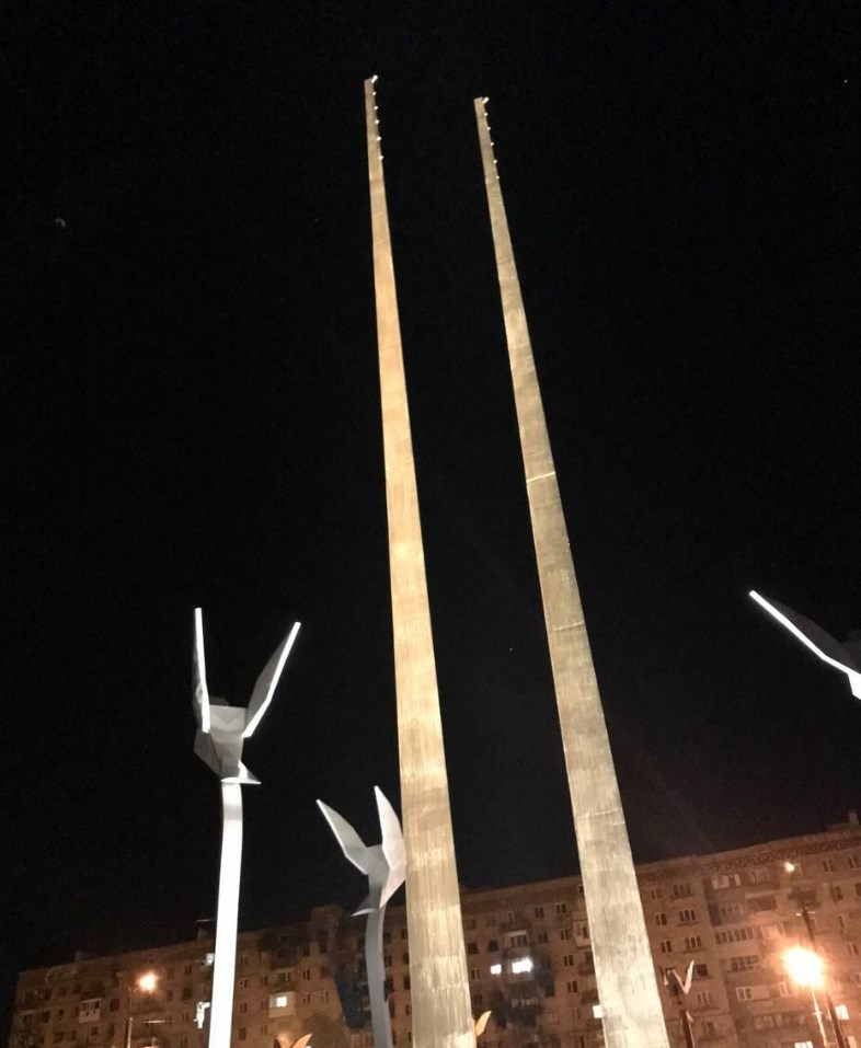 Маріуполь без російських прапорів. Фото: Telegram Андрющенко