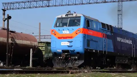 Укрзализныця вывела резервные тепловозы из-за обесточиваний во Львовской области