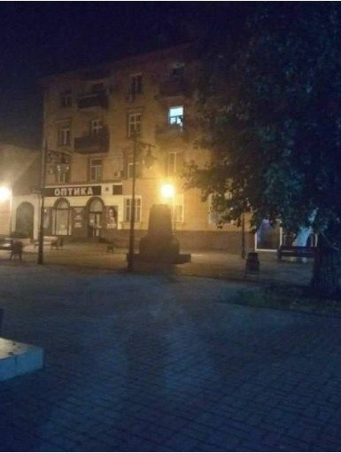 Памятник Суворову, установленный на пешеходной улицы, укравшие россияне. Фото: pivdenukraine.com.ua