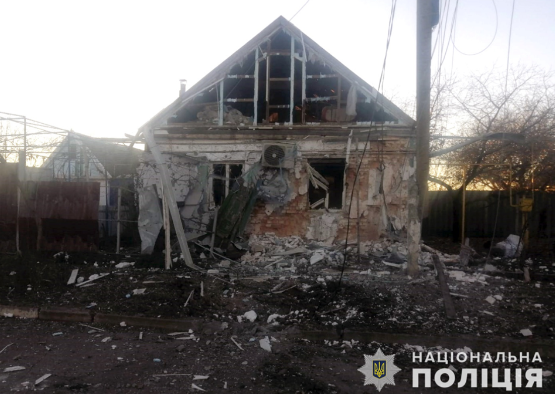 Руйнування внаслідок обстрілів РФ у Запорізькій області. Фото: Нацполіція