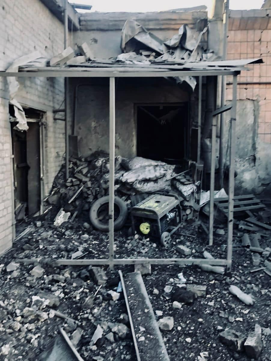 Окупанти обстрілами зруйнували пожежну частину. Фото: facebook/Сергій Крук