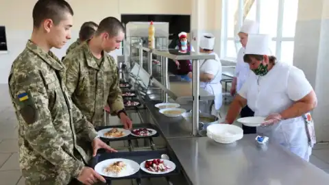 Питание военных. Фото: Armyinform