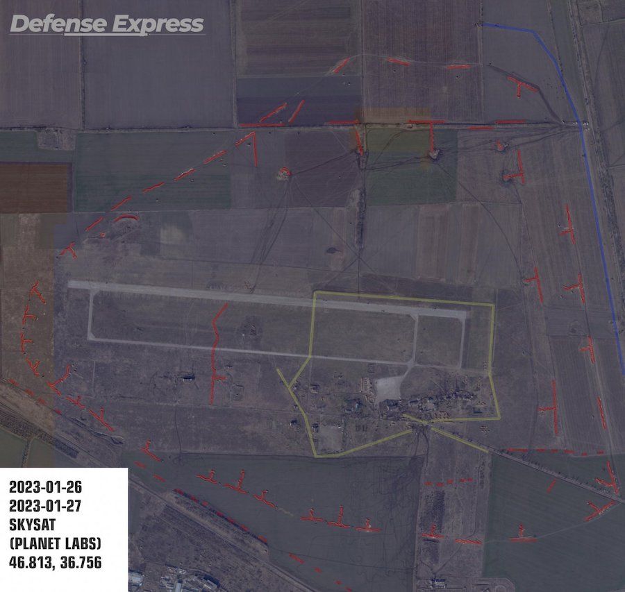 Оккупанты превращают в крепость аэродром оккупированного Бердянска. Фото: defence-ua.com