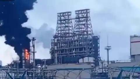 Russians cut gasoline production after Ukraine’s attacks on refineries but maintaining shipment levels thanks to stockpiles