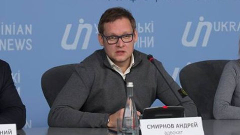 Андрій Смирнов