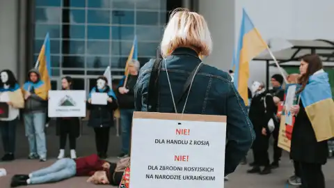 Если не готовы уходить из России, то уходите с нашего рынка, – петиция против Auchan в Польше