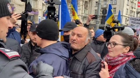 У Молдові відбуваються мітинги за участі проросійських партій, почалися затримання