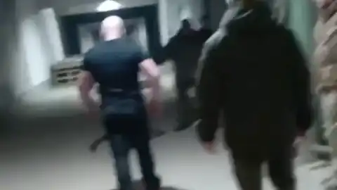 Офицер ВСУ избил солдата-срочника. Фото: скриншот відео
