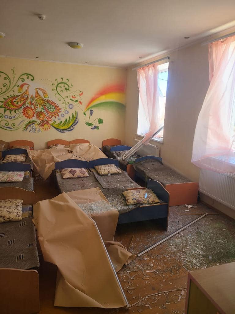Наслідки обстрілу. Фото: facebook/ОК
