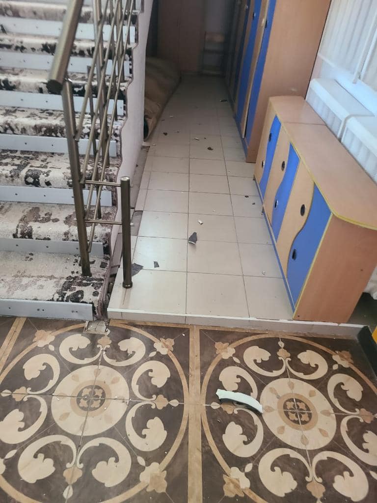 Наслідки обстрілу. Фото: facebook/ОК