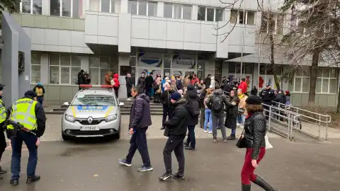 В Одесі волонтерів не пускають до «Гончаренкоцентру», вхід блокують тітушки, - нардеп