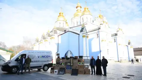 Волонтеры Киевской Митрополии ПЦУ получили специальное оборудование для украинских воинов