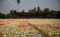 The nearly 4 mln origami hearts were displayed at the complex of the famed Angkor Archeological Park in northwest Cambodia's Siem Reap province. Photo by Sao Khuth/Xinhua.