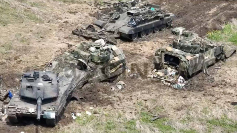Поврежденная боевая техника. Фото: скриншот.
