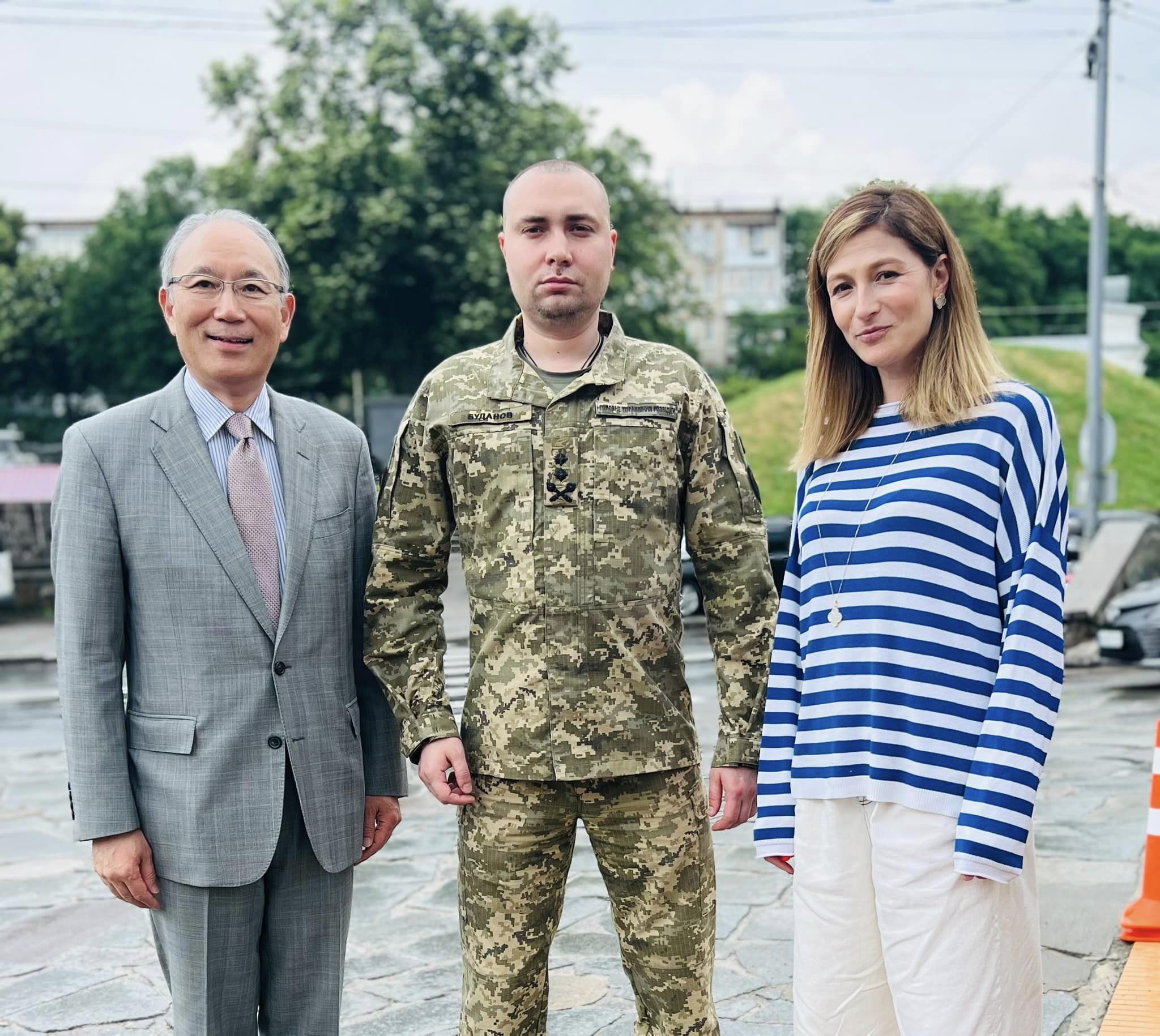 Кирило Буданов, Еміне Джапарова, Мацудо Кунінорі. Фото: facebook/edzhaparova