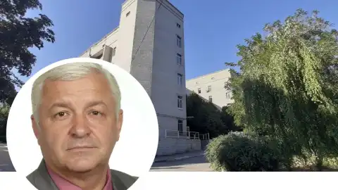 Колишній головлікар інфекційної лікарні Володимир Шинкаренко. Колаж з соцмереж