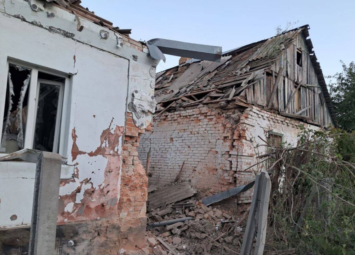 Наслідки нічної атаки окупантів на Дніпропетровську область. Фото: Telegram/Сергій Лисак / Дніпропетровська ОДА (ОВА)