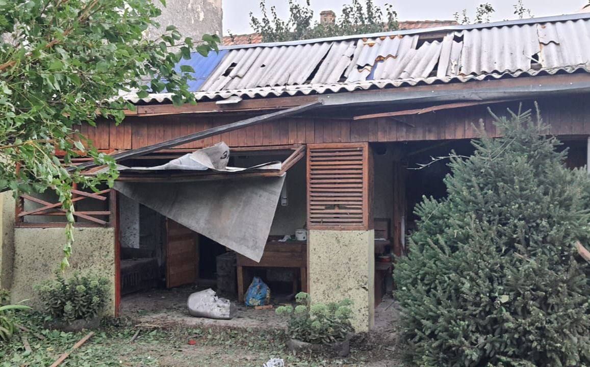 Наслідки нічної атаки окупантів. Фото: Telegram/Сергій Лисак / Дніпропетровська ОДА (ОВА)