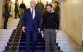 Zelenskyy and Biden discuss start of pilot training and acceleration of approval for transfer of F-16s to