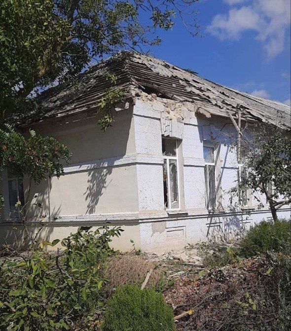 Наслідки російського обстрілу. Фото: telegram/Олександр Прокудін