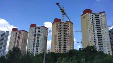 Введення в експлуатацію трьох будинків ЖК "Еврика" затягує замовник – університет Шевченка, – гендиректор