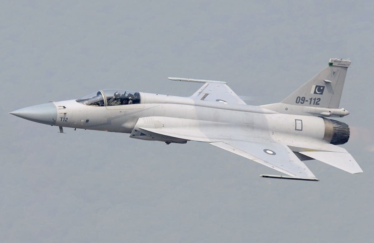 Винищувач-бомбардувальник JF-17 Thunder. Фото: wikimedia.org