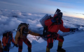 Chinese expedition team reaches Mt. Cho Oyu. Photo by Xinhua.