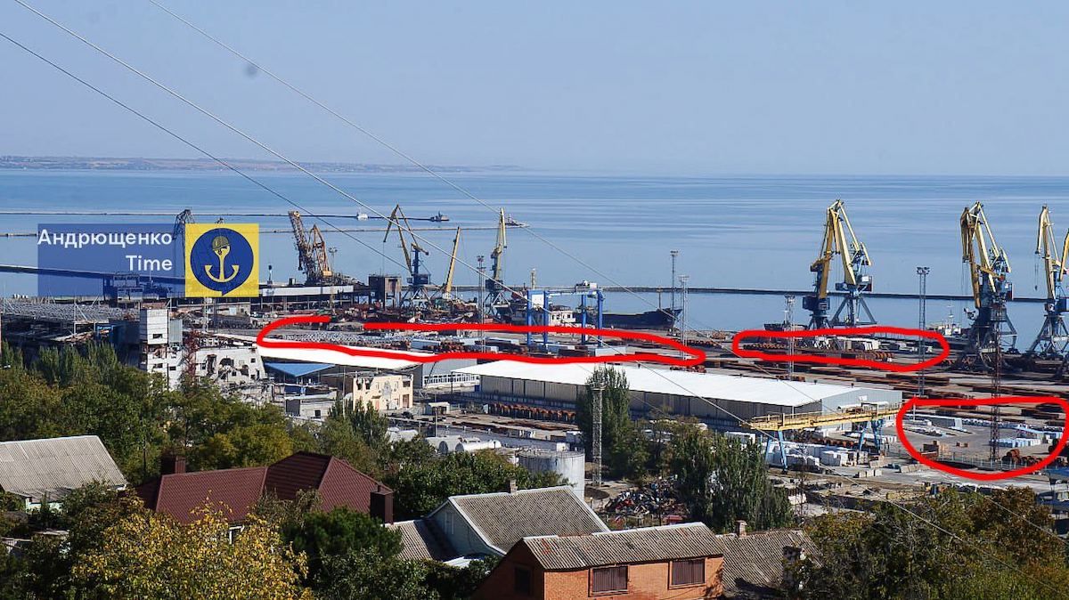 У порту окупованого Маріуполя помічено російські судна. Фото: t.me/andriyshTime