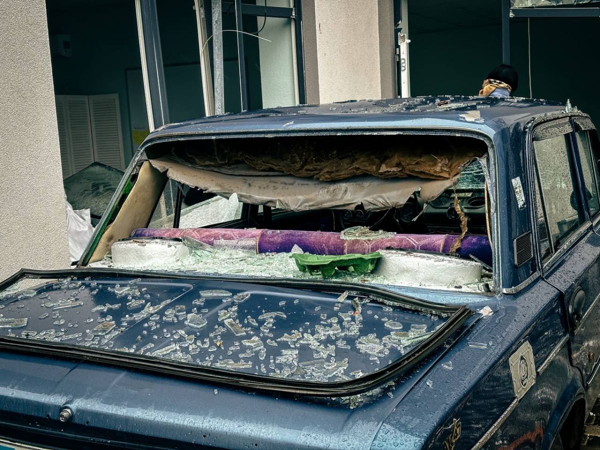 Пошкоджений автомобіль. Фото: telegram/Філіп Пронін