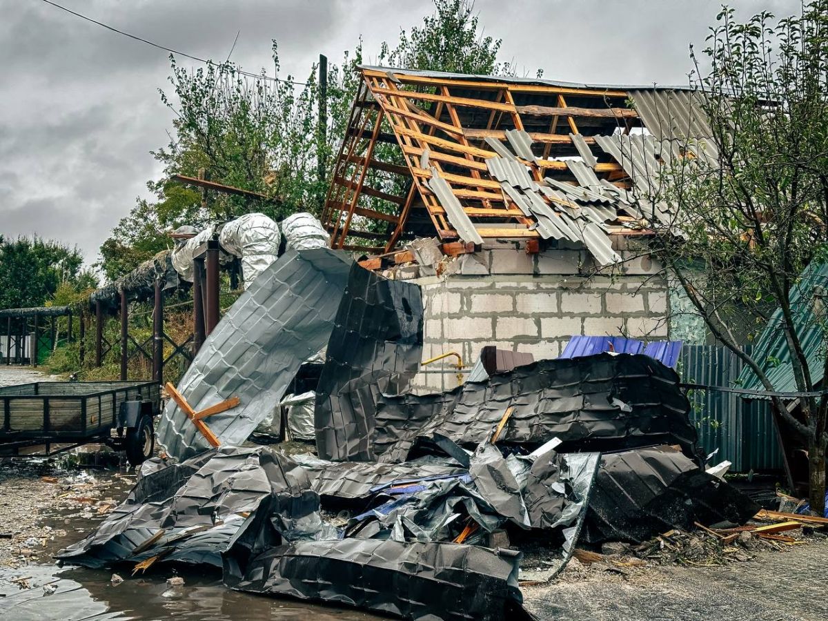 Руйнування внаслідок обстрілу. Фото: telegram/Філіп Пронін