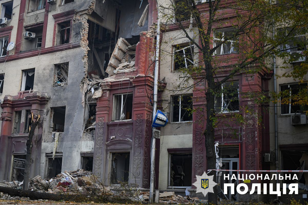Последствия атаки Запорожья.  Фото: Национальная полиция Украины