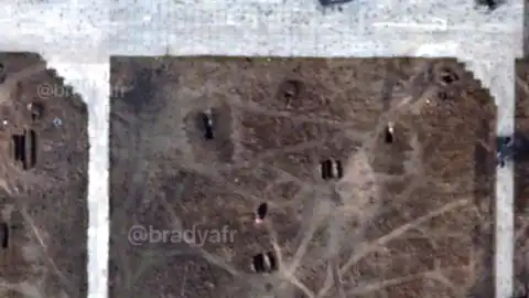 Number of Russian helicopters decreases in Berdiansk. Fresh satellite image of city airfield published