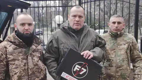 "Украинская команда" передала партию беспилотников разведчикам на Запорожское направление, – Артур Палатный