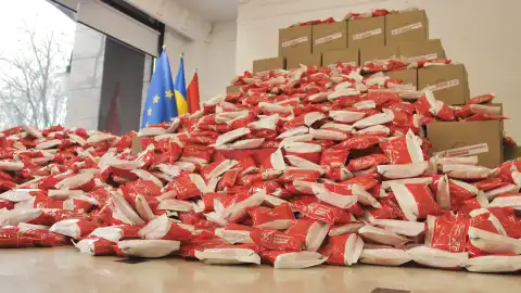 Согрей своих, чтобы враги пылали! – "Украинская команда" в День волонтера напоминает о сборе на хотпаки для передовой